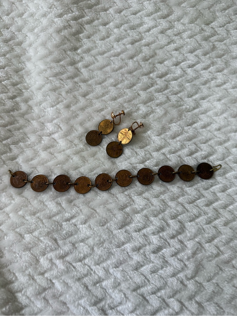 Vintage Coin Link Bracelet and Clip-On Earrings - Gold Tone